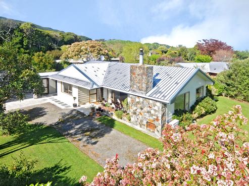 14 Sunny Glen, Waikanae