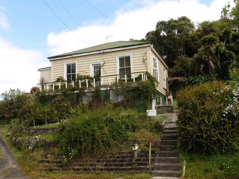 5 Vale Road, Riverside