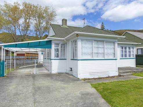74 Waddington Drive, Naenae