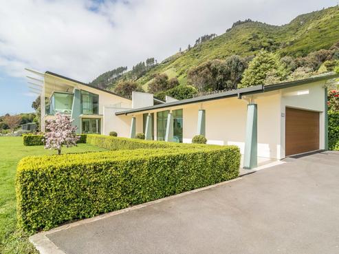 223 Huia Street, Waikanae