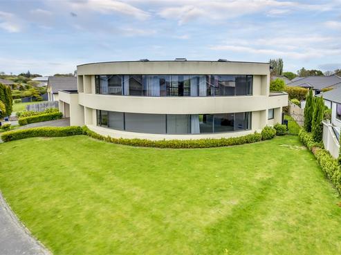 15 Glencullen Drive, Casebrook