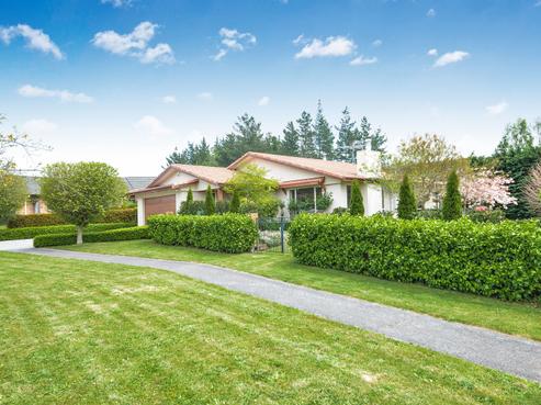 3 Lough Bourne Drive, Pukekohe
