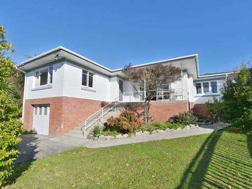 18 Anzac Road, Morningside