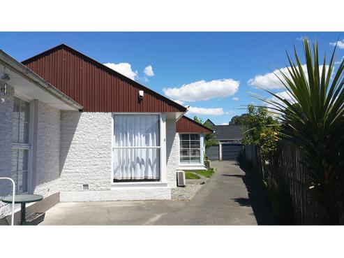 3/89 Hills Road, Edgeware