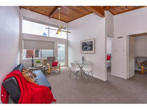 8/22 Weiti Road, Orewa