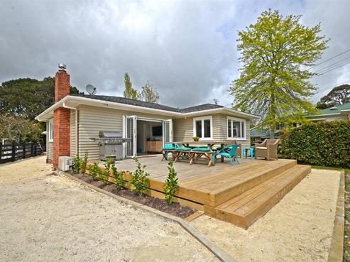 31 Pohutukawa Road, Whenuapai