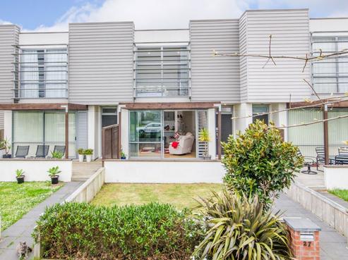 27 Kauri Drive, Takanini