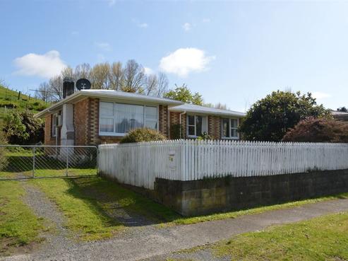 30 Bullians Avenue, Taumarunui
