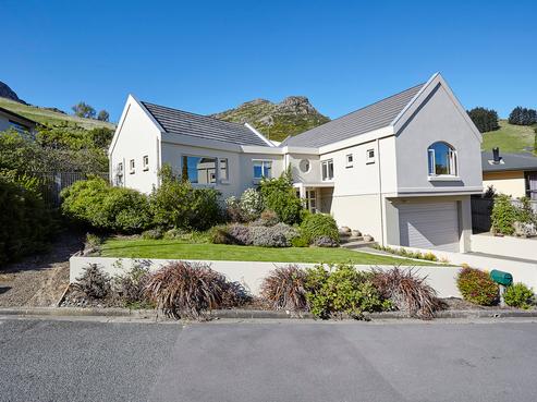 8 Kaikomako Place, Cass Bay