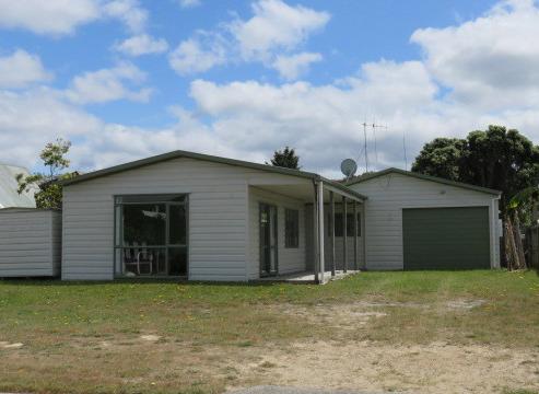213 Papanui Road, Whangamata