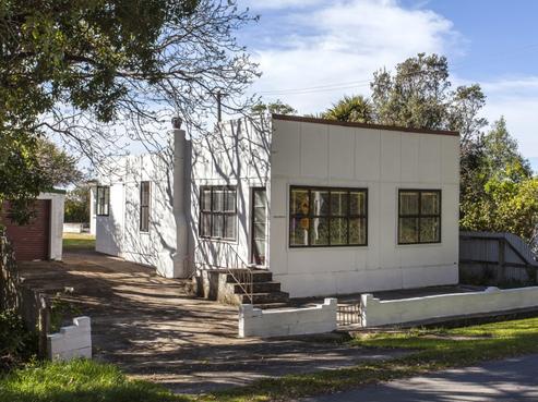 35 Moody Street, Gore Bay