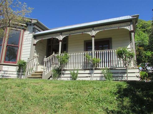 150 Raroa Road, Aro Valley