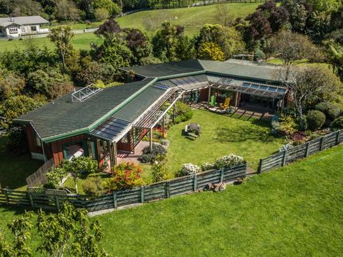 527 Paekakariki Hill Road, Pauatahanui