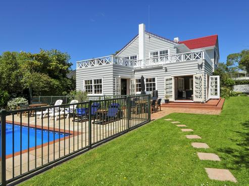 12 Chilton Grove, Central Hutt