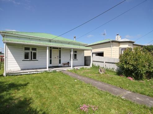 12 Hall Street, Foxton