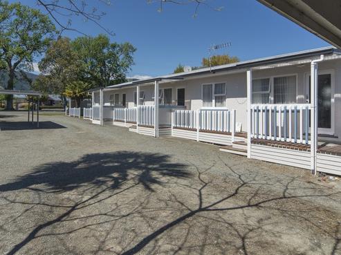 1/216 Nayland Road, Stoke