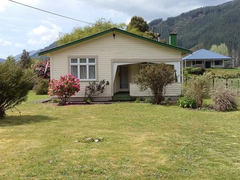 155 Fairfax Street, Murchison