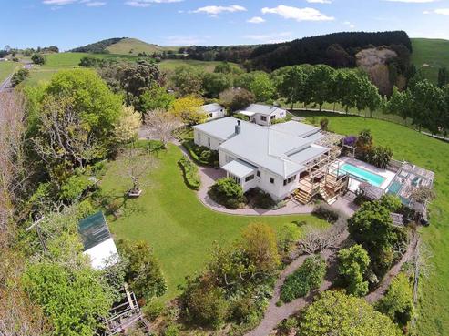4091 Kaipara Coast Highway, Tauhoa