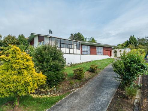 32 Sunnyhills Avenue, Glenview