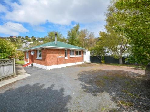 17 Greenock Street, Kaikorai