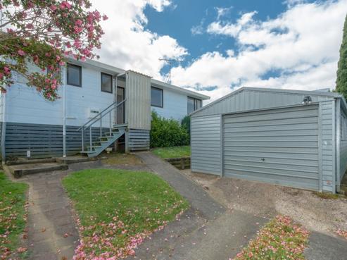 2C Tui Avenue, Forest Lake