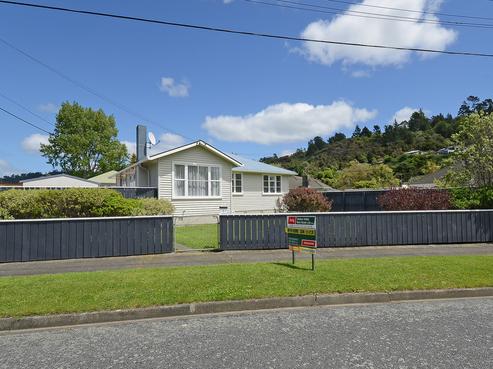 5 Richard Grove, Stokes Valley