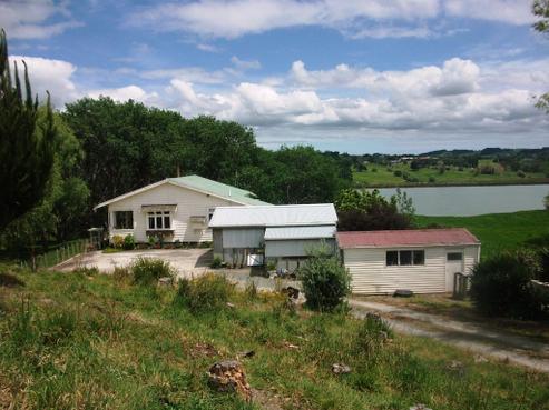 224B Petley Road, Paparoa