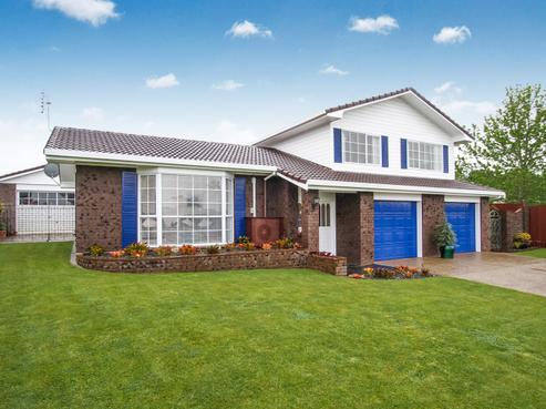 29 Loloma Drive, Half Moon Bay