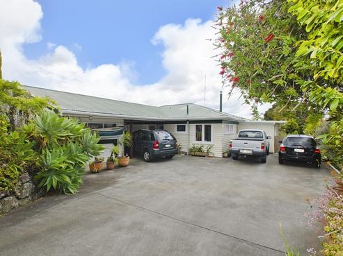10 George Point Road, Onerahi