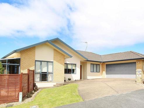 10 Lorikeet Place, Unsworth Heights