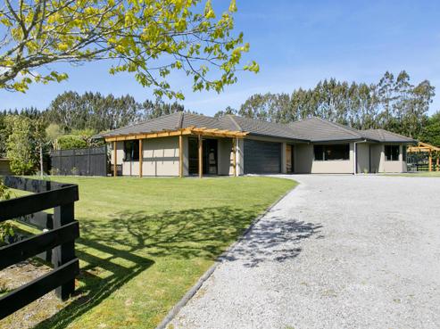 100 Ridgetop Way, Oruanui