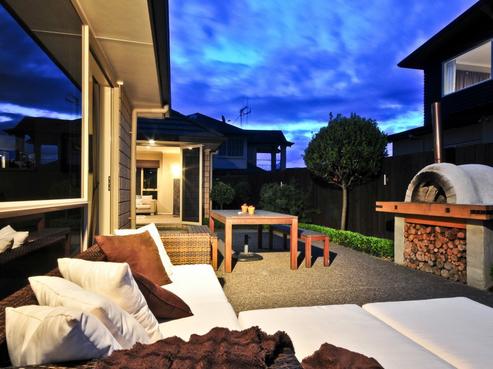 9 Peninsula Point, Huntington