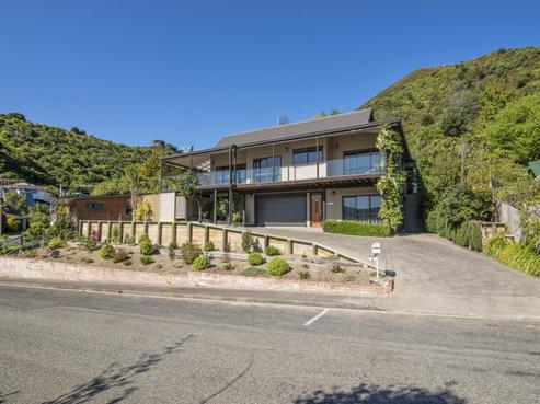 2 Amelia Crescent, Waikawa