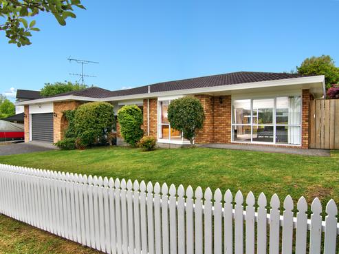 8 Ballini Rise, West Harbour