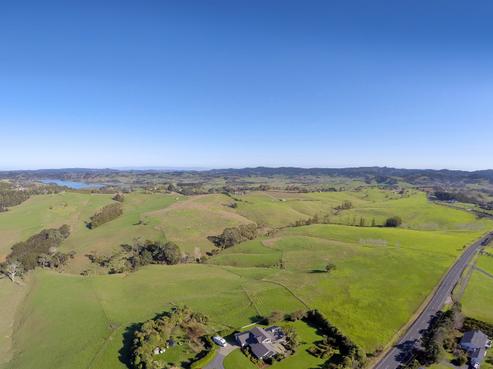 600 Whitmore Road, Tawharanui Peninsula
