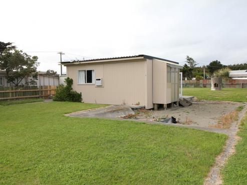 20 Ngatiawa Street, Himatangi Beach