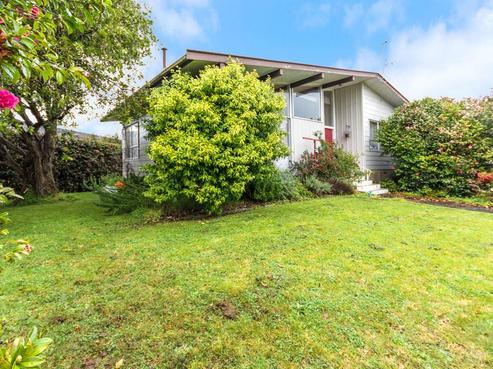 34 Sunnypark Avenue, Rosehill