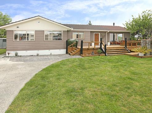 24 Luanda Drive, Ranui