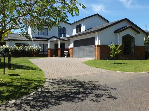13 Nielsen Gardens, Rototuna