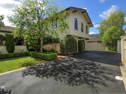 33 Waddington Drive, Naenae