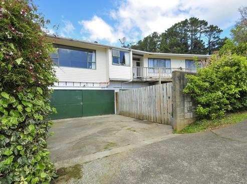 33 Dalton Grove, Stokes Valley