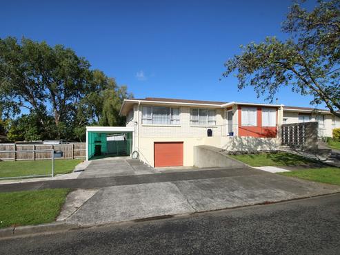 44 Terry Crescent, Milson