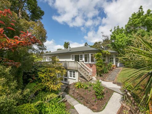 328 Titirangi Road, Titirangi