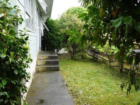 2/23 Challen Close, Conifer Grove