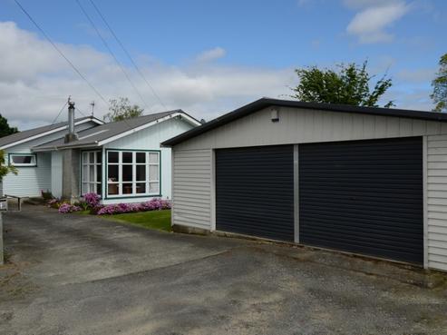 4 Cole Grove, Wallaceville
