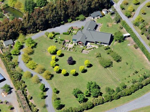 10 Pinewood Close, Swannanoa