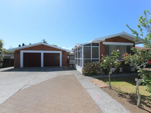 12 Barron Crescent, Fenton Park