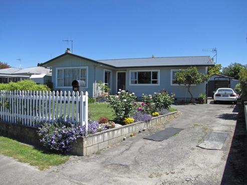 20 Arthur Hobson Avenue, Pirimai