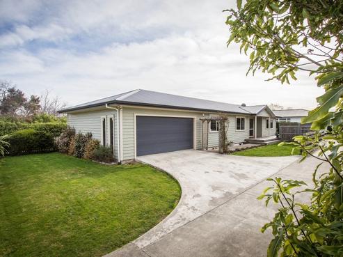 86 Harley Street, Solway