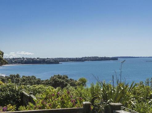 39 Churchill Road, Murrays Bay